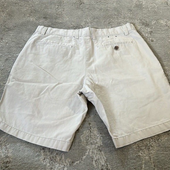 Men’s Banana Republic Chino Shorts (32” waist) - Picture 3 of 7